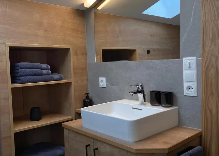 Bauernhof Auhof * 바그라인